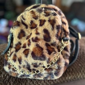 Brand new purse backpack (small)